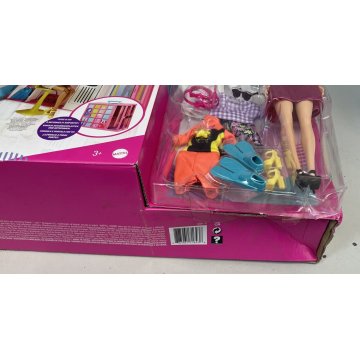 Barbie armadio dei sogni Bambola Bionda e 25 accessori box nuova mai aperta toys