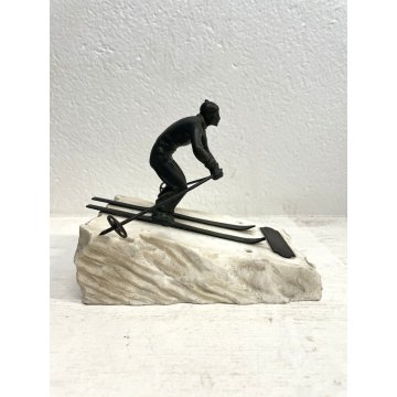 ANTICO BRONZO SCULTURA FIGURA SCIATORE TROFEO SPORT SCI MARMO BIANCO ART DECO'