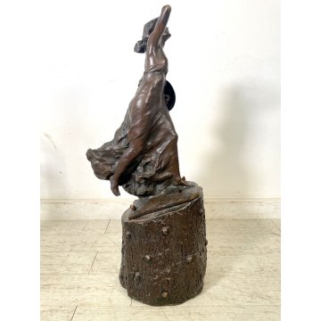 GRANDE SCULTURA BRONZO A. Dal Castagnè FIGURA FEMMINILE "VICTORIA" 60 cm/h 1910