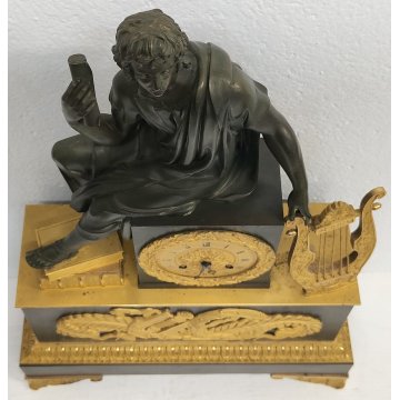 ANTICO OROLOGIO TAVOLO PENDOLO IMPERO Parigina SCULTURA Apollo LIRA DORATO clock