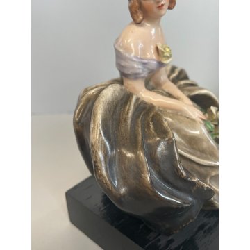 DAMA CACCIAPUOTI PORCELLANA SCULTURA FIGURA DONNA FIRMATA ITALY ANNI '50 FIORI