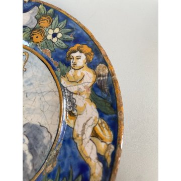 ANTICO PIATTO CERAMICA CASTELLI EPOCA 1700 CASTELLI ABRUZZO UVA VENDEMMIA PUTTO