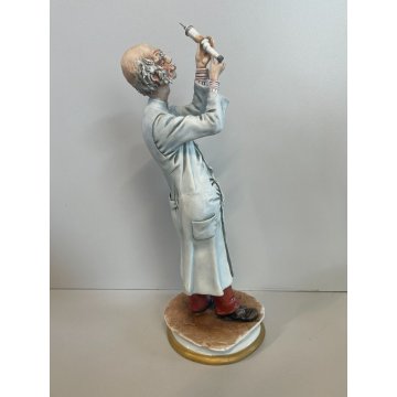 CERAMICA CAPODIMONTE MEDICO VINTAGE anni 70 PORCELLANA BISCUIT UOMO DOTTORE