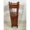 ANTICO COMODINO ETAGERE 2 RIPIANI LEGNO NOCE epoca 1900 TAVOLINO NIGHT TABLE OLD