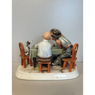 SCULTURA PORCELLANA Capodimonte CACCIATORE OSTE FIGURA CERAMICA BISCUIT SMALTO