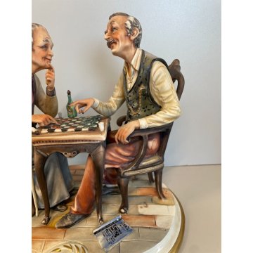 SCULTURA CERAMICA Capodimonte FIGURA COPPIA ANZINI GIOCO SCACCHI BISCUIT SMALTO