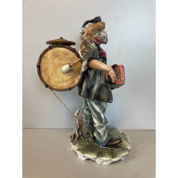 SCULTURA CERAMICA Capodimonte CLOCHARD FIGURA SENZA TETTO SCIMMIA MUSICISTA