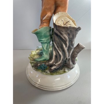 SCULTURA CERAMICA Capodimonte FIGURA pescatore CANNA DA PESCA PESCE FANCIULLO