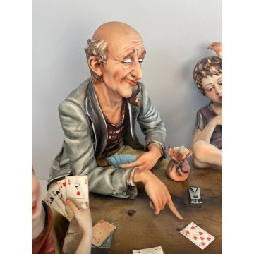 GRANDE SCULTURA TUTTOTONDO CERAMICA Capodimonte GIOCO POKER FIGURA NONNI NIPOTI