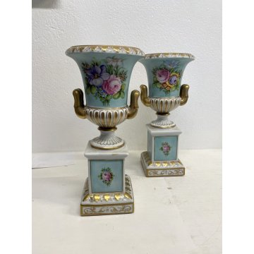 COPPIA VASO a CRATERE COPPA MEDICEA PORCELLANA CAPODIMONTE SMALTO POLICROMO '900