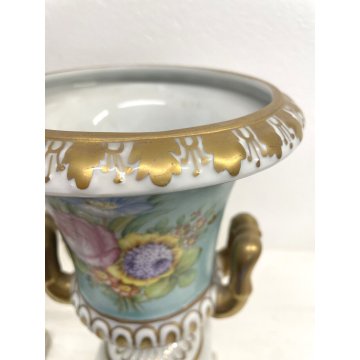 COPPIA VASO a CRATERE COPPA MEDICEA PORCELLANA CAPODIMONTE SMALTO POLICROMO '900