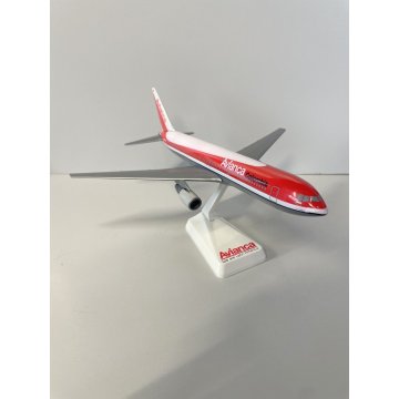 MODELLO STATICO AEREO AVIANCA Colombia Boeing 767-300 AIRPLANE Wooster Collector