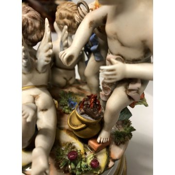 SCULTURA PORCELLANA Capodimonte  GRUPPO FIGURE AMORINI PUTTI QUATTRO STAGIONI