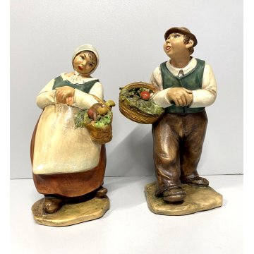 COPPIA SCULTURA CERAMICA CONTADINI G. Cacciapuoti CESTO ORTAGGI MERCATO RARA 900