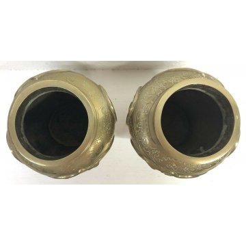 ANTICA COPPIA VASI CINESI GIAPPONESI FIRMATI OTTONE DORATO EPOCA 1900 ORIENTE