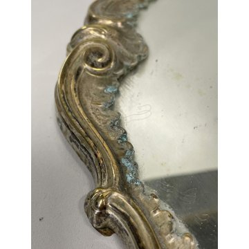 ANTICO SPECCHIO PRESENTOIRE CORNICE ARGENTATA VASSOIO DECORO SBALZATO XX sec