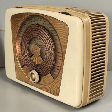 ANTICA RADIO La Voce del Padrone NIPPER 524 epoca 1950 Made in Italy COLLEZIONE