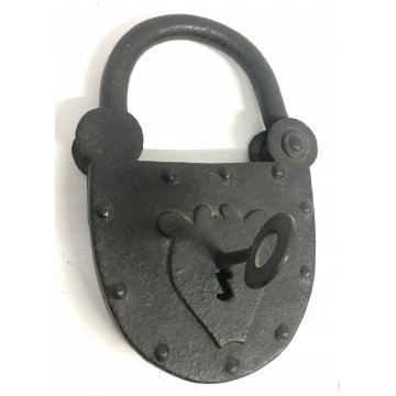 ANTICO GRANDE LUCCHETTO FERRO BATTUTO BUGNATO 1600 FORZIERE SERRATURA CHIAVE OLD