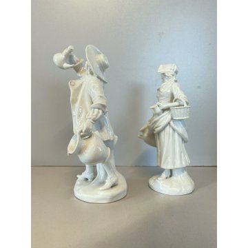 COPPIA FIGURE PORCELLANA BIANCA Ginori Doccia Capodimonte "Vecchi Mestieri" XX