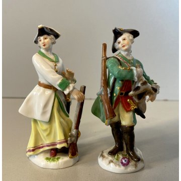 COPPIA FIGURINA MINIATURA PORCELLANA Meissen HUNTER  & LADY with RIFLE 8cm/h '50