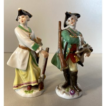 COPPIA FIGURINA MINIATURA PORCELLANA Meissen HUNTER  & LADY with RIFLE 8cm/h '50