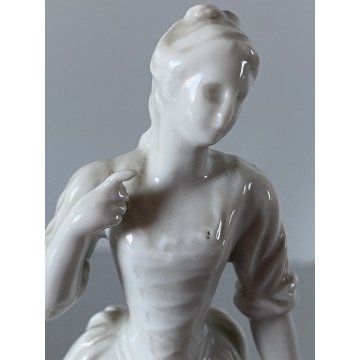 COPPIA STATUINE PORCELLANA BIANCA Ginori Capodimonte DAMA CAVALIERE XX sec.