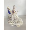 STATUINA PORCELLANA San Marco Novi DAMA SEDUTA ABITO PIZZO TULLE CESTINO FIORI