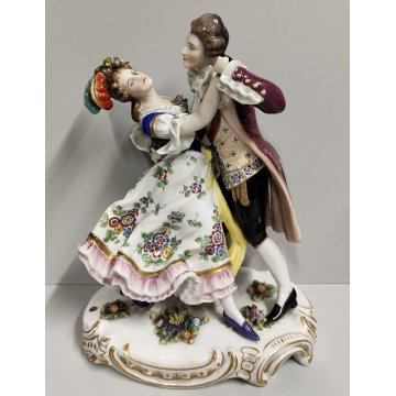 SCULTURA CERAMICA BALLO Capodimonte Ginori SCENA GALANTE NOBILDONNA NOBILUOMO