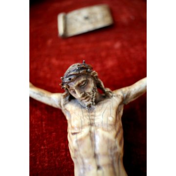 ANTICO QUADRO SCULTURA RELIGIOSO GESU' CRISTO CROCIFISSO CORNICE ORO VELLUTO