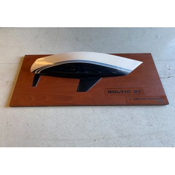 MODELLO BARCA A VELA MEZZO SCAFO Baltic 37 half hull YACHT LEGNO VINTAGE '80s