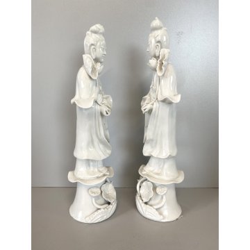 COPPIA FIGURE Guanyin CON FIORE PORCELLANA BIANCA Blanc de Chine 29cm/h XX sec