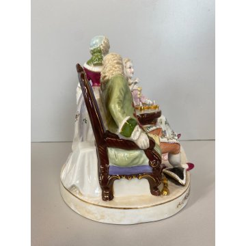 SCULTURA PORCELLANA POLICROMA GRUPPO GIOCO degli SCACCHI DRESDA MEISSEN '900