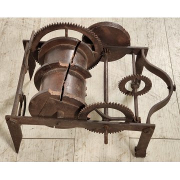 ANTICO Girarrosto MECCANICO da CAMINO epoca 1700 Strumento a Peso FERRO BATTUTO