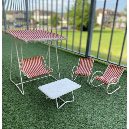 RARO SET DONDOLO + 2 SEDIE 1 TAVOLINO Barbie MATTEL TOYS FERRO TELA TIN TOY 1975