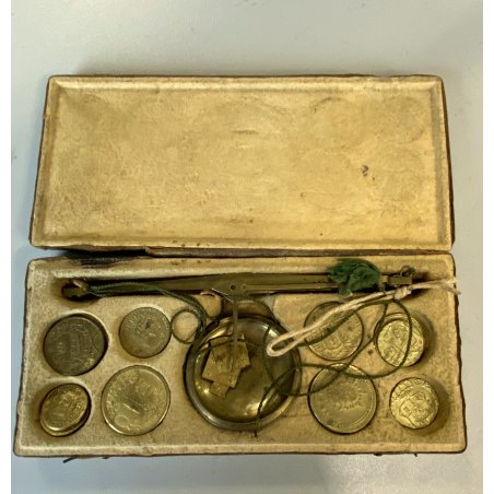 ANTICA BILANCIA 17 pesi MONETALI 1700 MONETE FRANCIA SPAGNA PARMA GENOVA sovrano