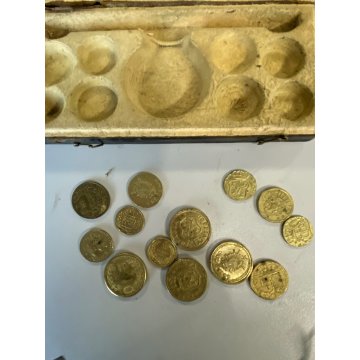 ANTICA BILANCIA 17 pesi MONETALI 1700 MONETE FRANCIA SPAGNA PARMA GENOVA sovrano