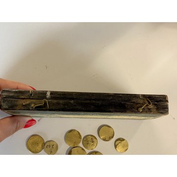 ANTICA BILANCIA 17 pesi MONETALI 1700 MONETE FRANCIA SPAGNA PARMA GENOVA sovrano