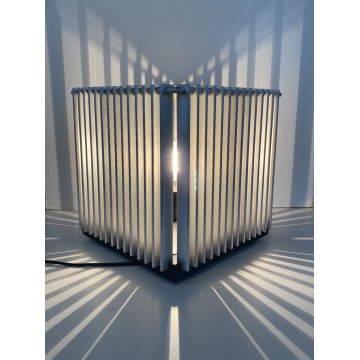 LAMPADA DA TAVOLO SCRIVANIA CUBO ALLUMINO PLEXIGLASS VINTAGE DESIGN 24,5x25 cm/h