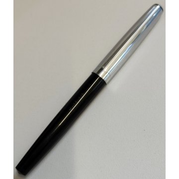 ANTICA PENNA STILOGRAFICA Parker 17 color NERO ARGENTO anni 60 OLD FOUNTAIN PEN
