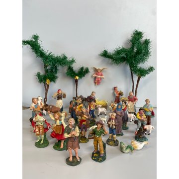 ANTICO LOTTO RELIGIOSO STATUINE PRESEPE 42 PZ C.C MILANO CONFALONIERI GESSO OLD