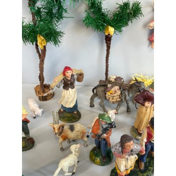ANTICO LOTTO RELIGIOSO STATUINE PRESEPE 42 PZ C.C MILANO CONFALONIERI GESSO OLD