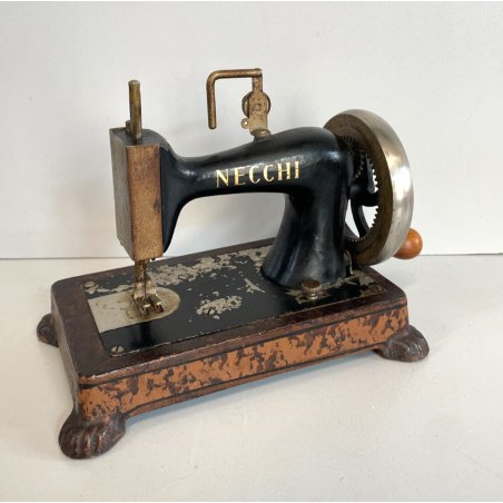 ANTICA RARA PICCOLA MACCHINA DA CUCIRE NECCHI PER BAMBINI ANNI 30 ORIGINALE OLD