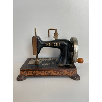 ANTICA RARA PICCOLA MACCHINA DA CUCIRE NECCHI PER BAMBINI ANNI 30 ORIGINALE OLD