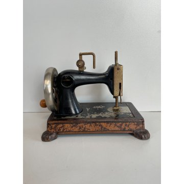 ANTICA RARA PICCOLA MACCHINA DA CUCIRE NECCHI PER BAMBINI ANNI 30 ORIGINALE OLD