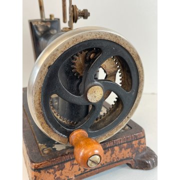 ANTICA RARA PICCOLA MACCHINA DA CUCIRE NECCHI PER BAMBINI ANNI 30 ORIGINALE OLD