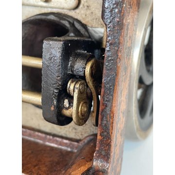 ANTICA RARA PICCOLA MACCHINA DA CUCIRE NECCHI PER BAMBINI ANNI 30 ORIGINALE OLD