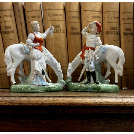 COPPIA STATUINA PORCELLANA POLICROMA NOBILE CAVALIERE DAMA CAVALLO 4948 GERMANY