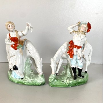 COPPIA STATUINA PORCELLANA POLICROMA NOBILE CAVALIERE DAMA CAVALLO 4948 GERMANY