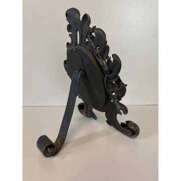 ANTICA CORNICE TAVOLO FERRO ORNATO DECORO FOGLIE RICCIOLI VOLUTE STILE BAROCCO