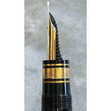 Penna Stilografica OMAS Extra 557/S NERO ORO 14k FOUNTAIN PEN Limited Edition M